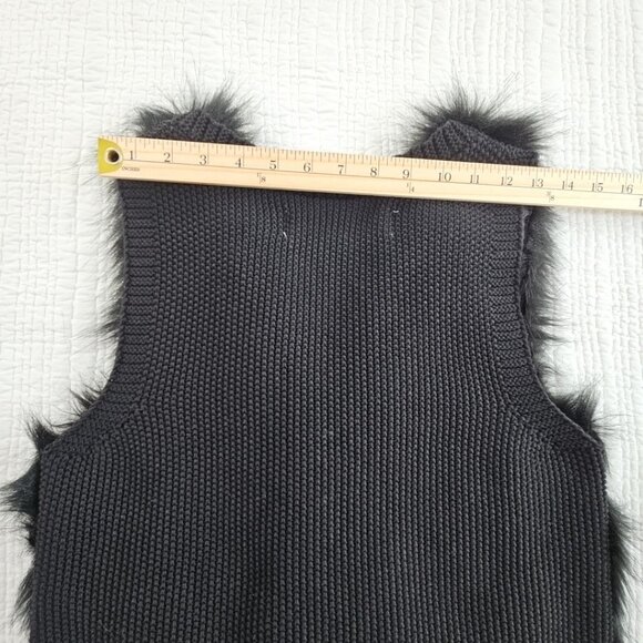 Sebby Collection Women's Medium M Black Faux Fur Sweater Vest EUC RN# 131159 - Picture 10 of 16